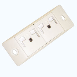 2L-shaped safety receptacle set ( 2P+E )