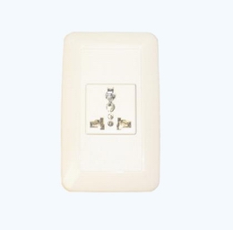 Universal receptacle set