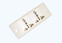 2 Universal receptacle set (2P+E)