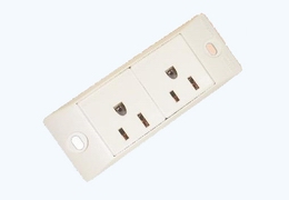 2 Standard U.S.A receptacle set Screw type (2p+E)