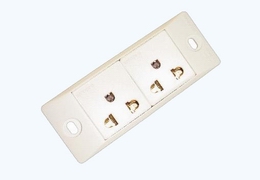 2 Receptacle set (2P+E)