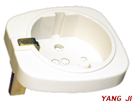 Provide ground for German and France plugs