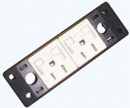 2 Standard U.S.A + L-shaped safety receptacle set (2p+E)